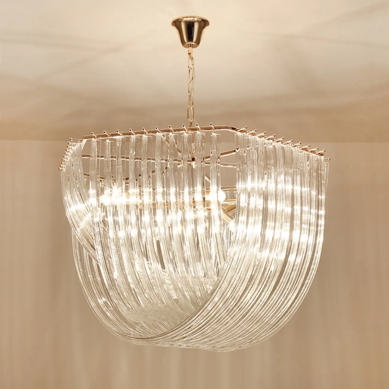 Подвесная люстра FLOW от ImperiumLoft Подвесная люстра FLOW от ImperiumLoft