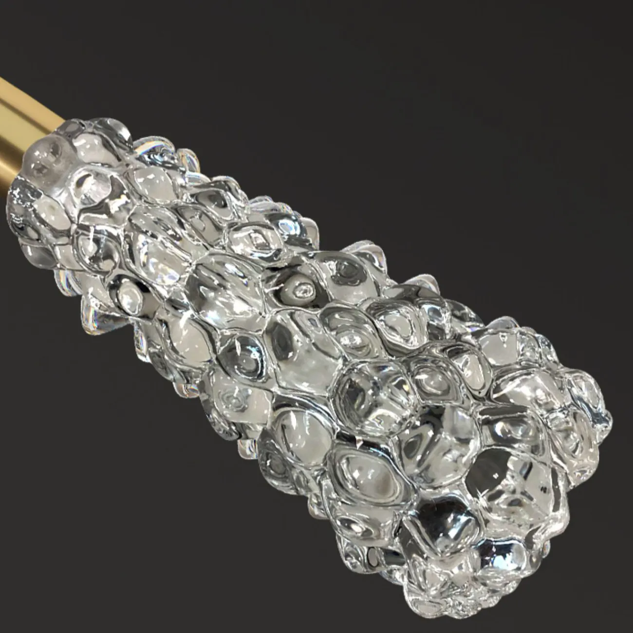 Готовая комбинация подвесных светильников с двумя каплевидными плафонами с эффектом льда в вытянутых конических держателях FIAL C LUX DUO Brass