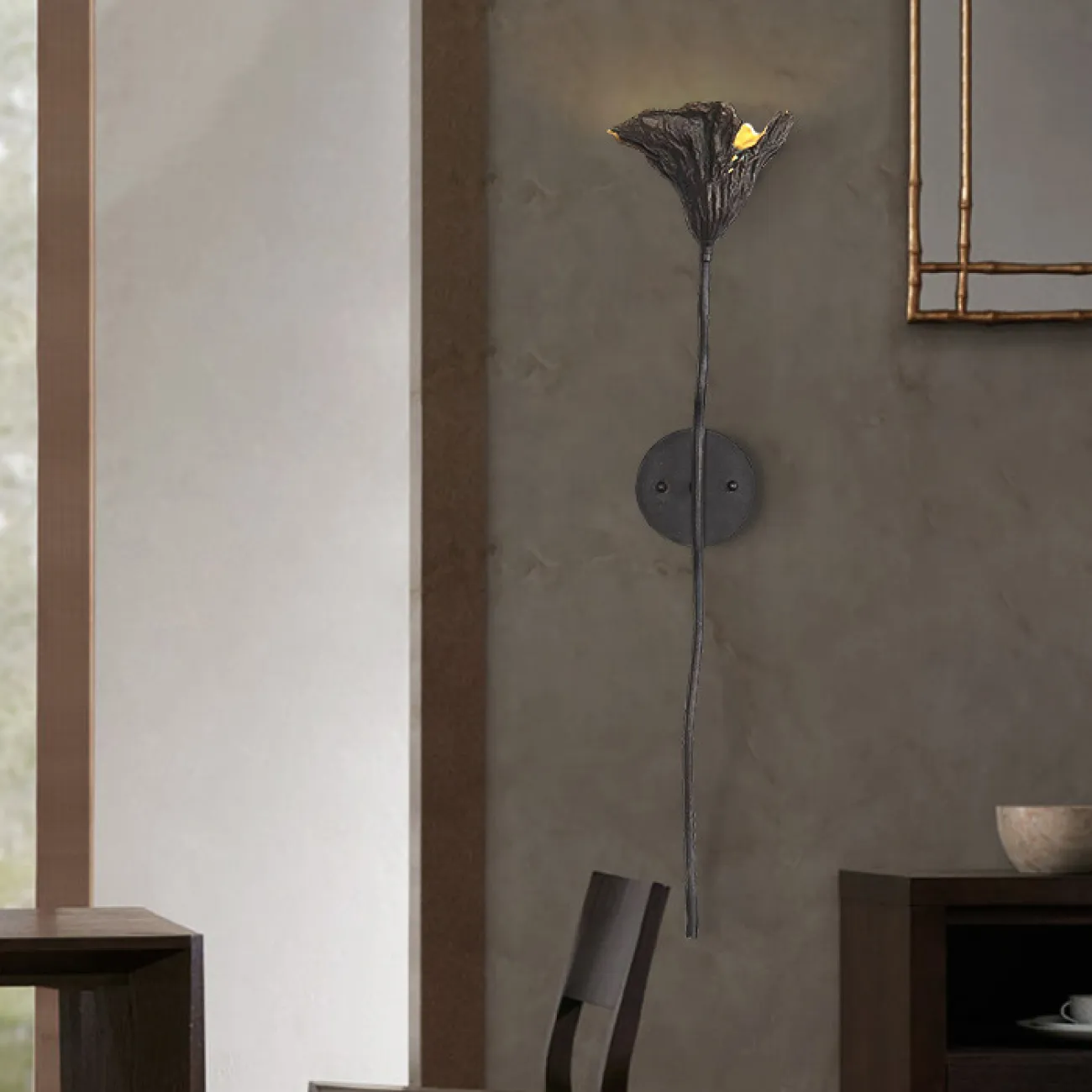 Серия настенных светильников с плафоном в виде высушенного цветка с внутренней отделкой под золото LILIAN WALL A Серия настенных светильников с плафоном в виде высушенного цветка с внутренней отделкой под золото LILIAN WALL A