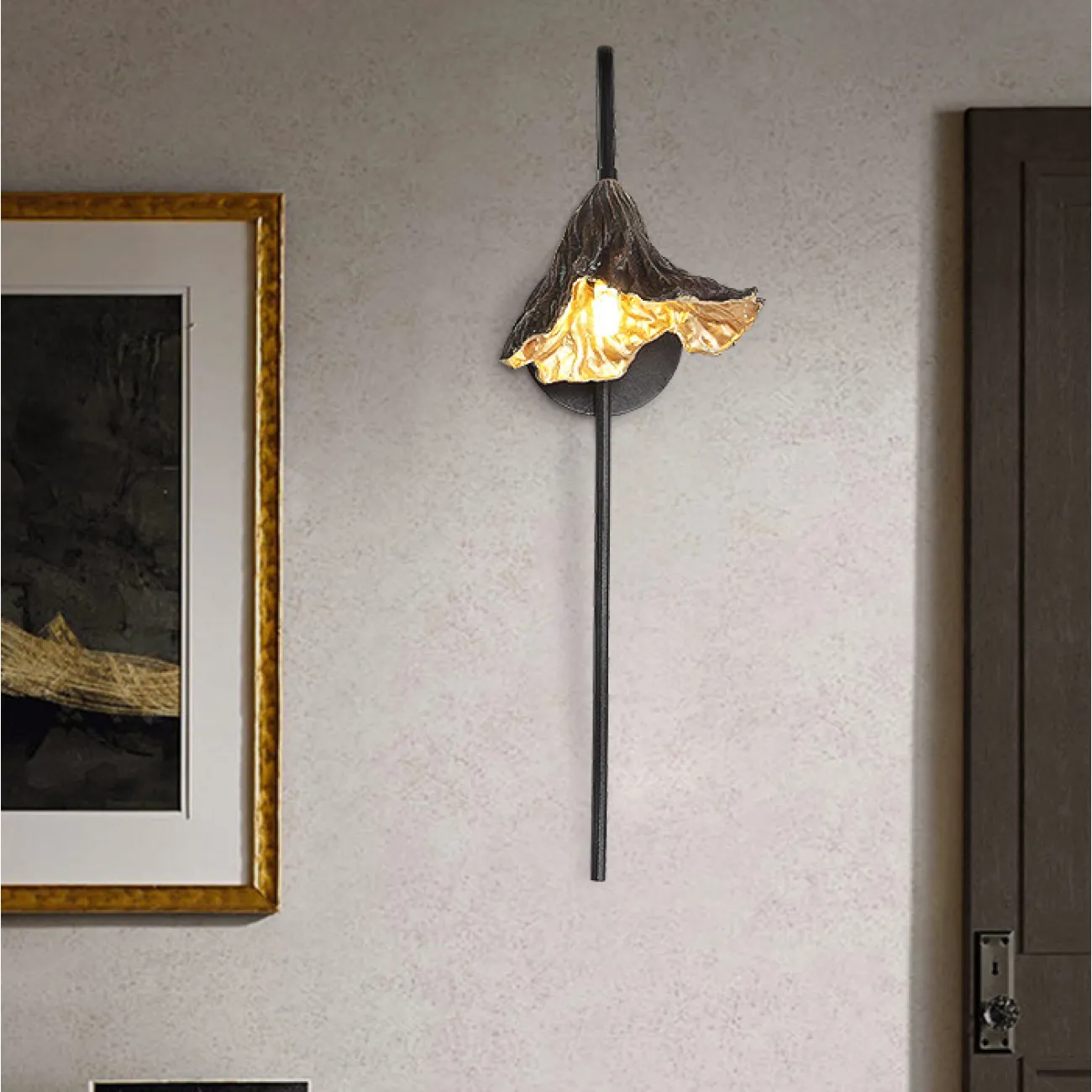 Серия настенных светильников с плафоном в виде высушенного цветка с внутренней отделкой под золото LILIAN WALL A Серия настенных светильников с плафоном в виде высушенного цветка с внутренней отделкой под золото LILIAN WALL A