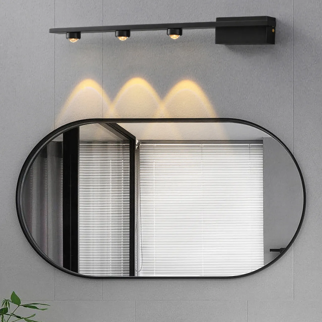 Серия настенных светильников с тремя линзированными светодиодными источниками на горизонтальной рейке ELENORA B Brass