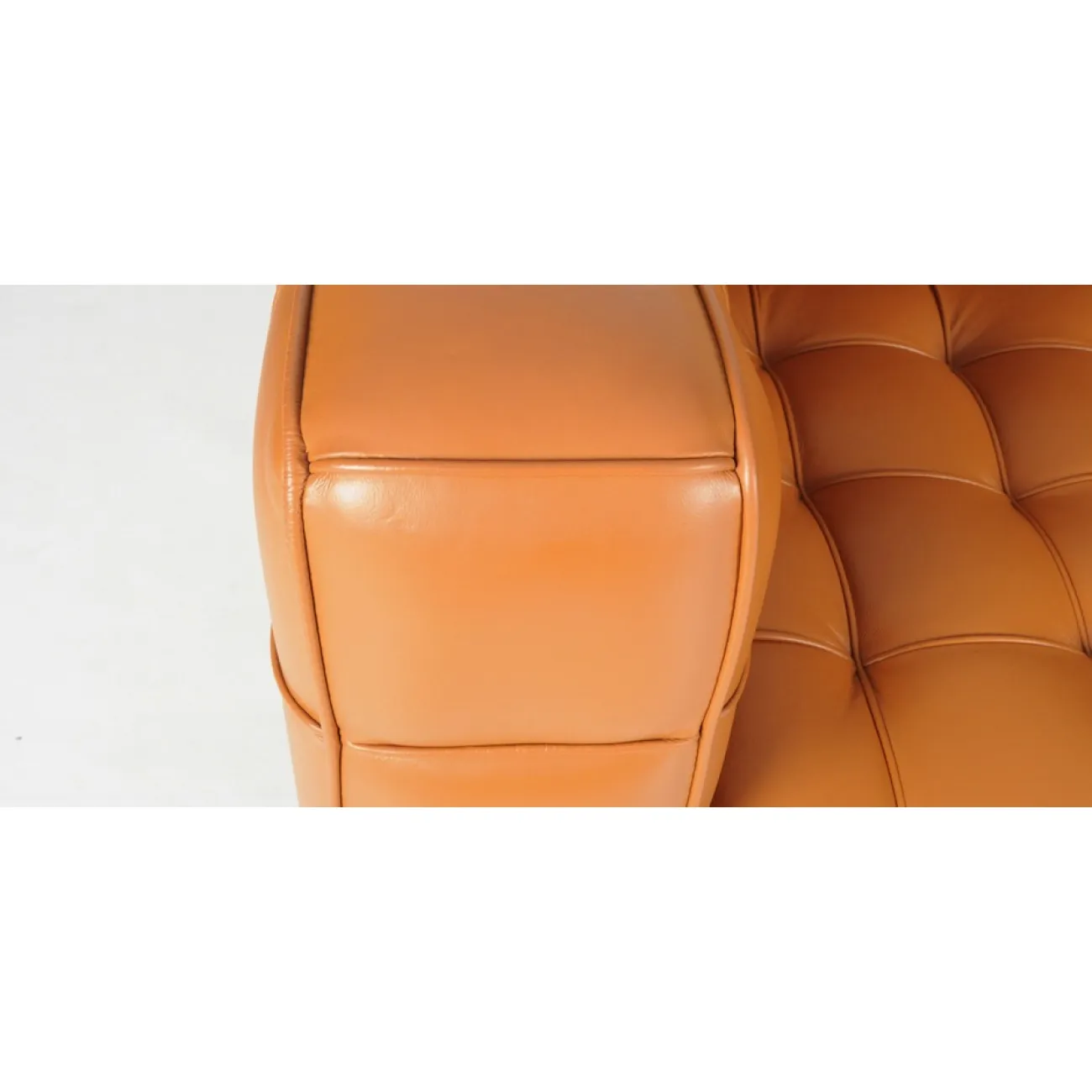 Диван Kubus 3 seater designed by Josef Hoffmann		 in 1910 от LaLume