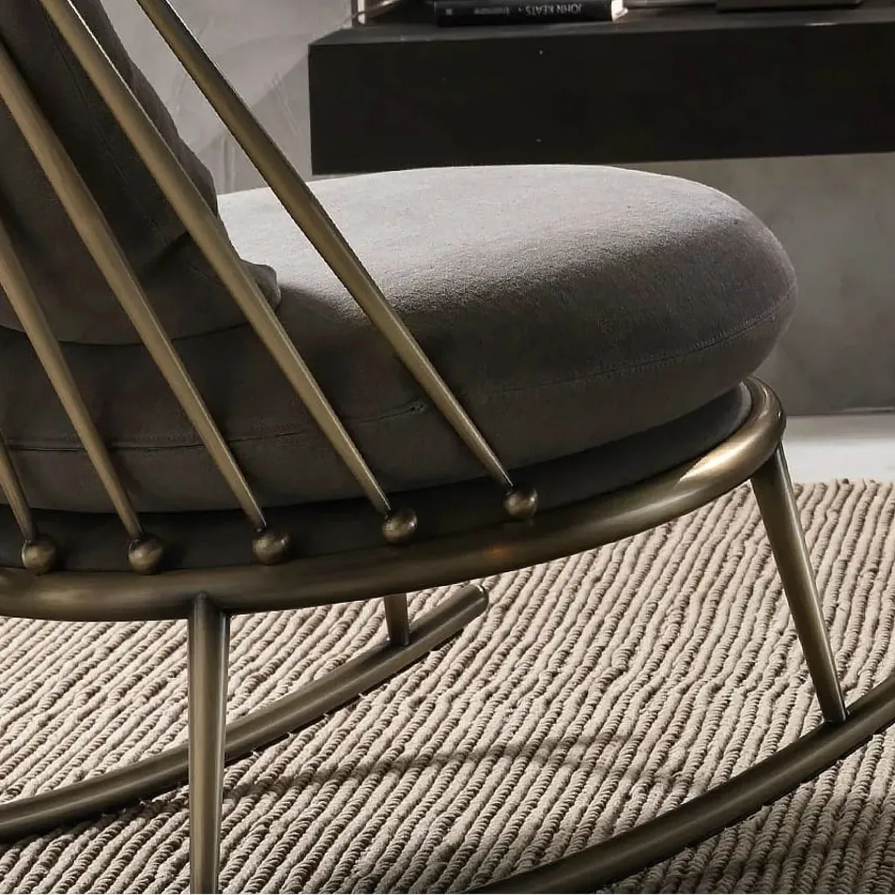 Дизайнерское кресло LaLume-KK00140 Дизайнерское кресло LaLume-KK00140