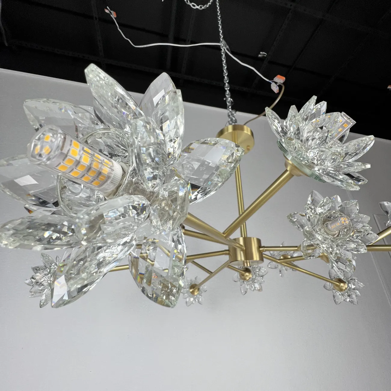 Люстра LOTOS TWO D100 от ImperiumLoft Люстра LOTOS TWO D100 от ImperiumLoft