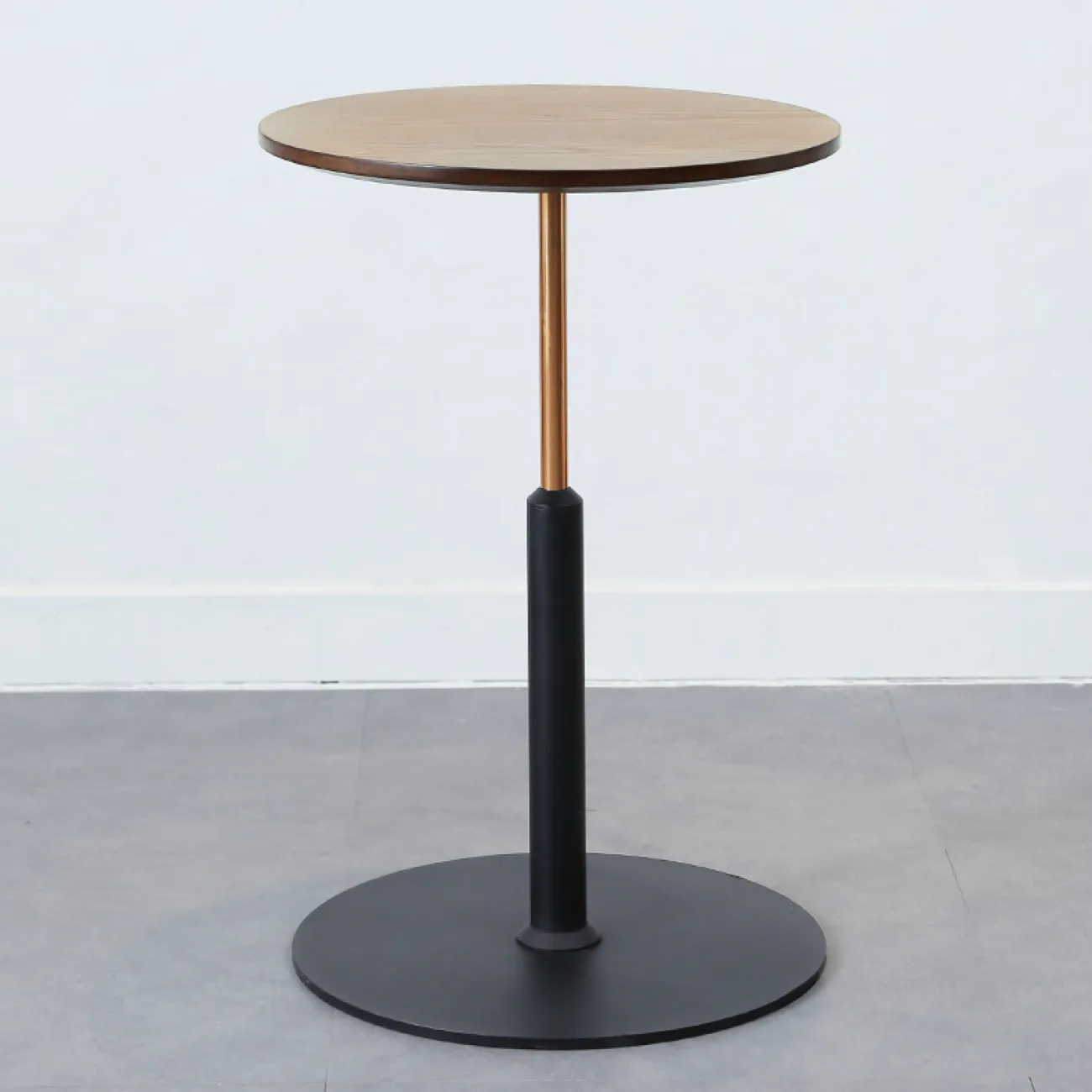 Дизайнерский журнальный столик LaLume-AP00234