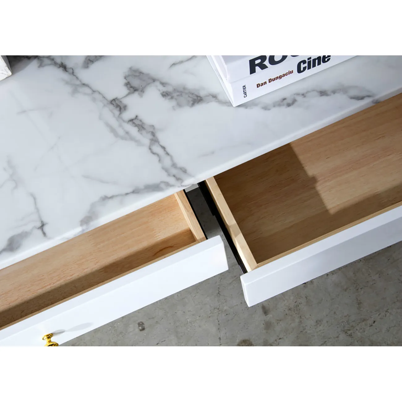 Дизайнерский журнальный столик LaLume-AP00284