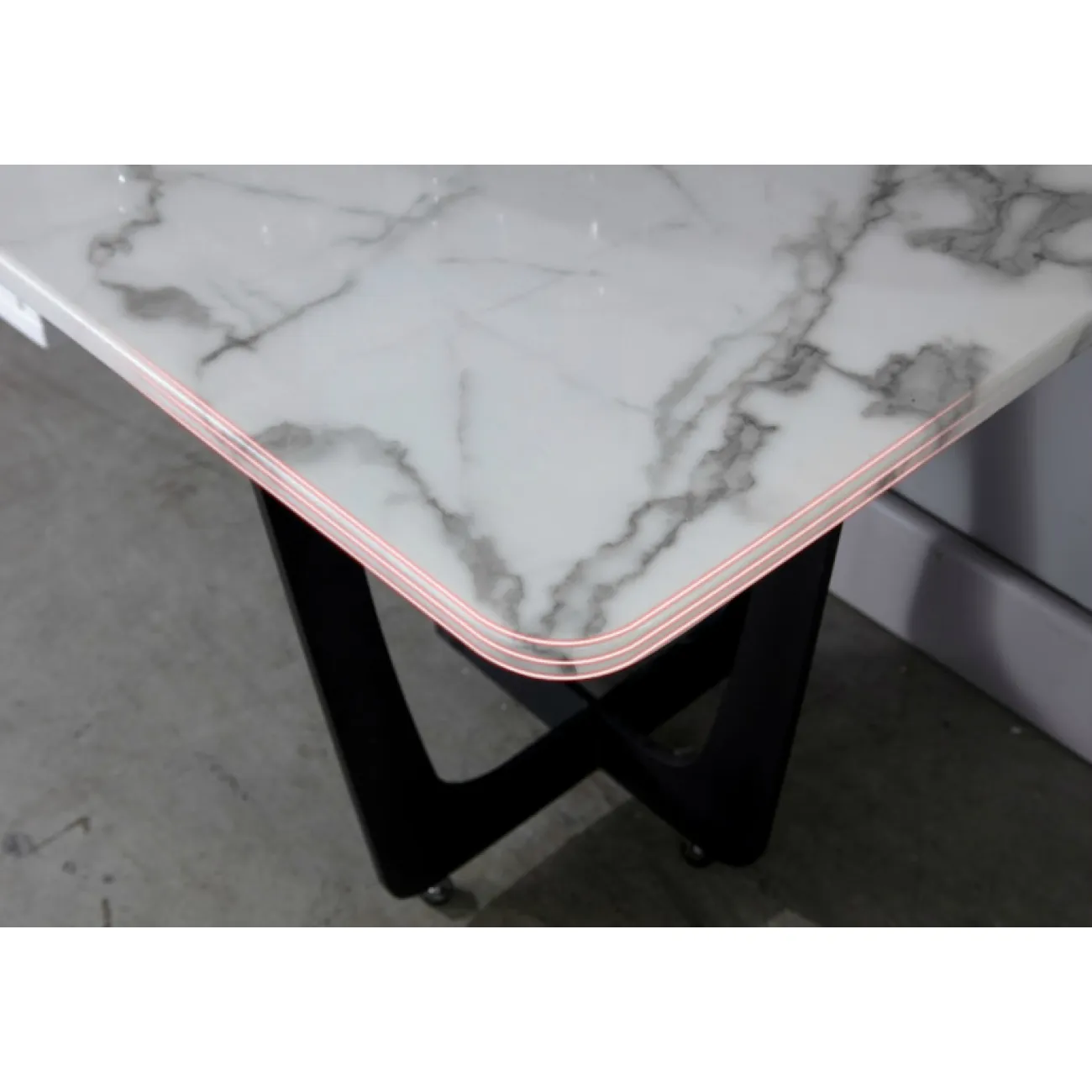 Дизайнерский журнальный столик LaLume-AP00284