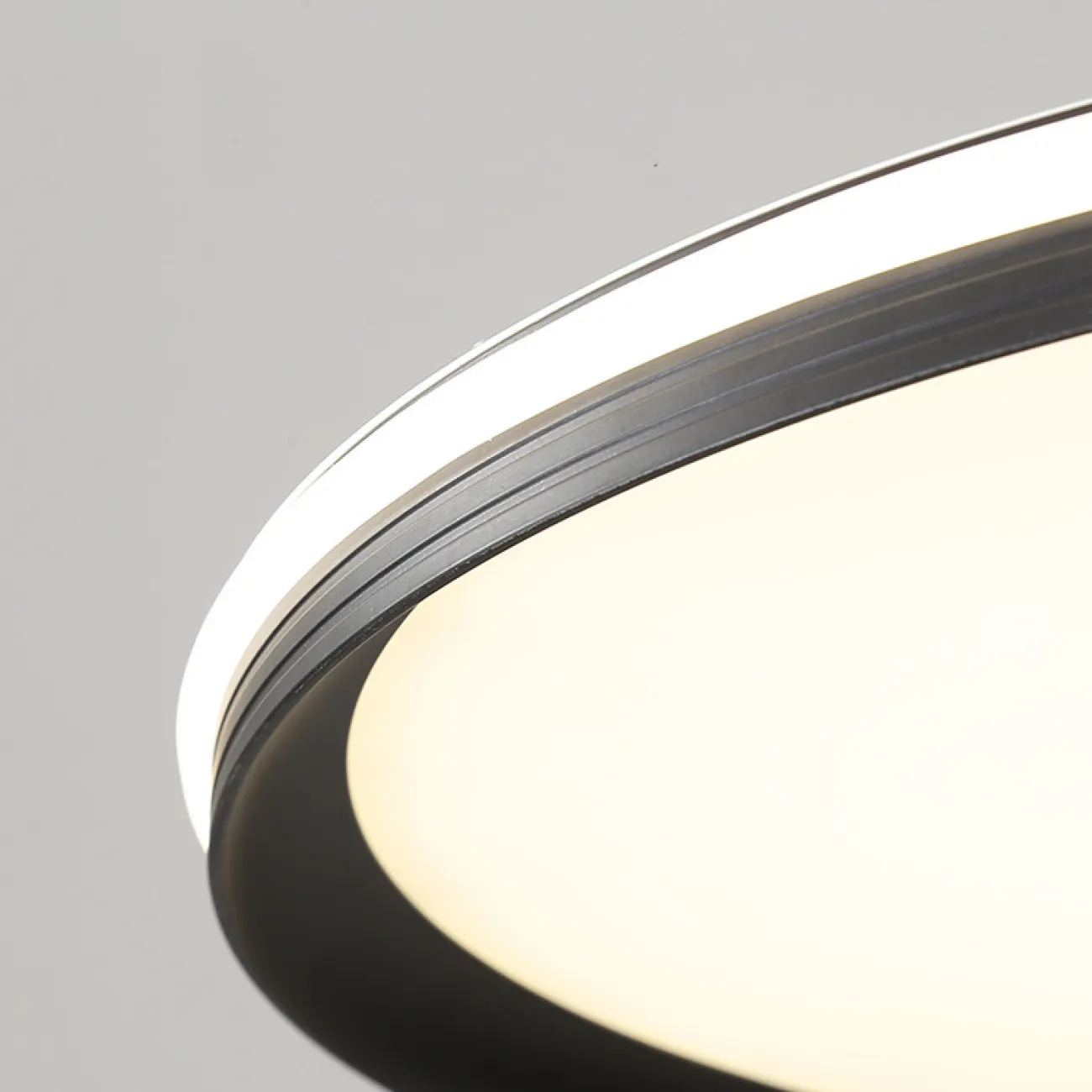 Подвесной светильник DANIKA D40 Black Трехцветный свет от ImperiumLoft