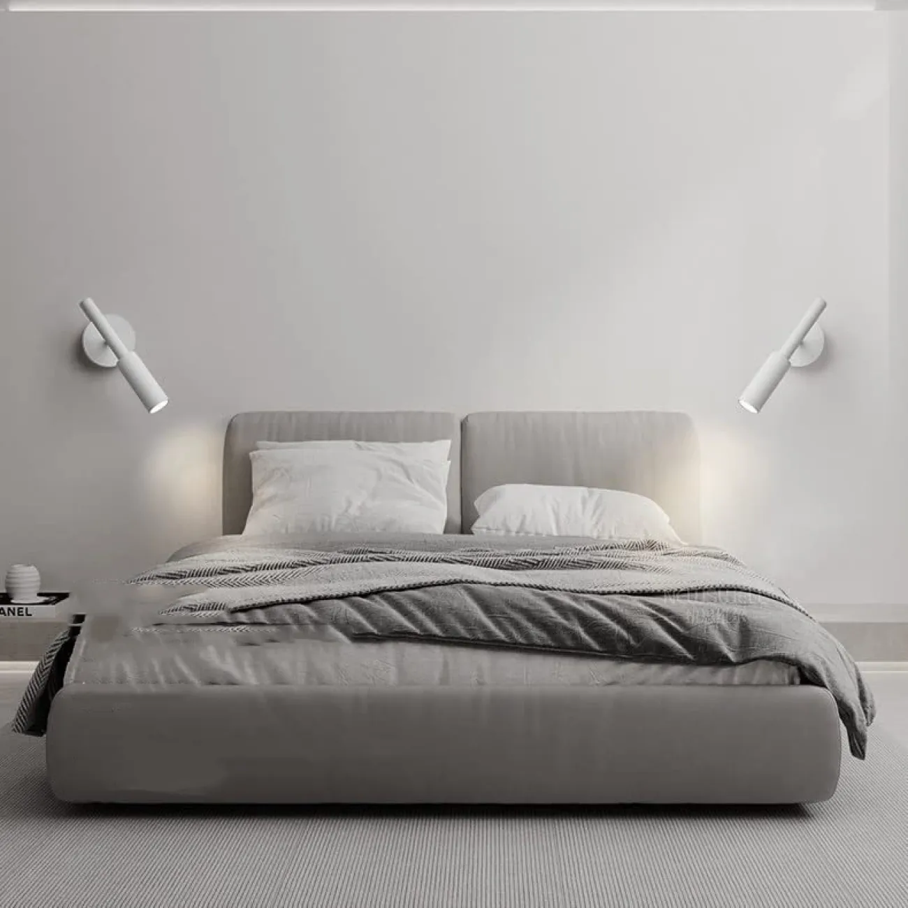 Серия настенных светильников с поворотным цилиндрическим плафоном на кронштейне с круглым креплением BERNARD Brass