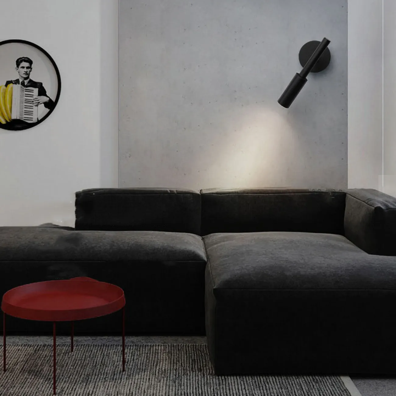 Серия настенных светильников с поворотным цилиндрическим плафоном на кронштейне с круглым креплением BERNARD Brass