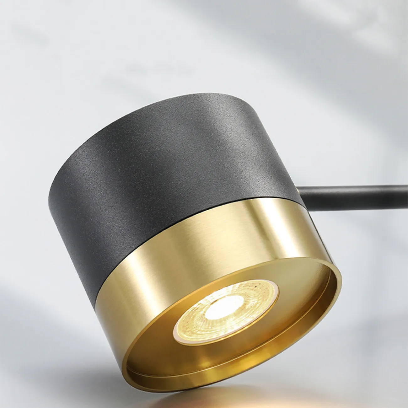 Потолочный светильник BITTEN L4 от ImperiumLoft