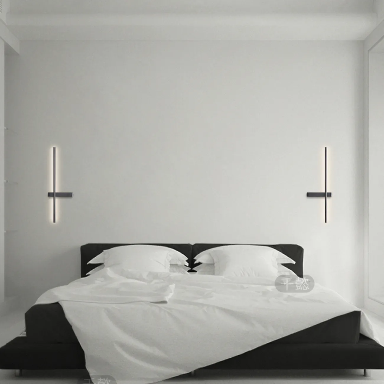 Серия парных настенных светильников в виде светящегося стержня из настоящей и черненой латуни GIA PAIR H60 Left Black