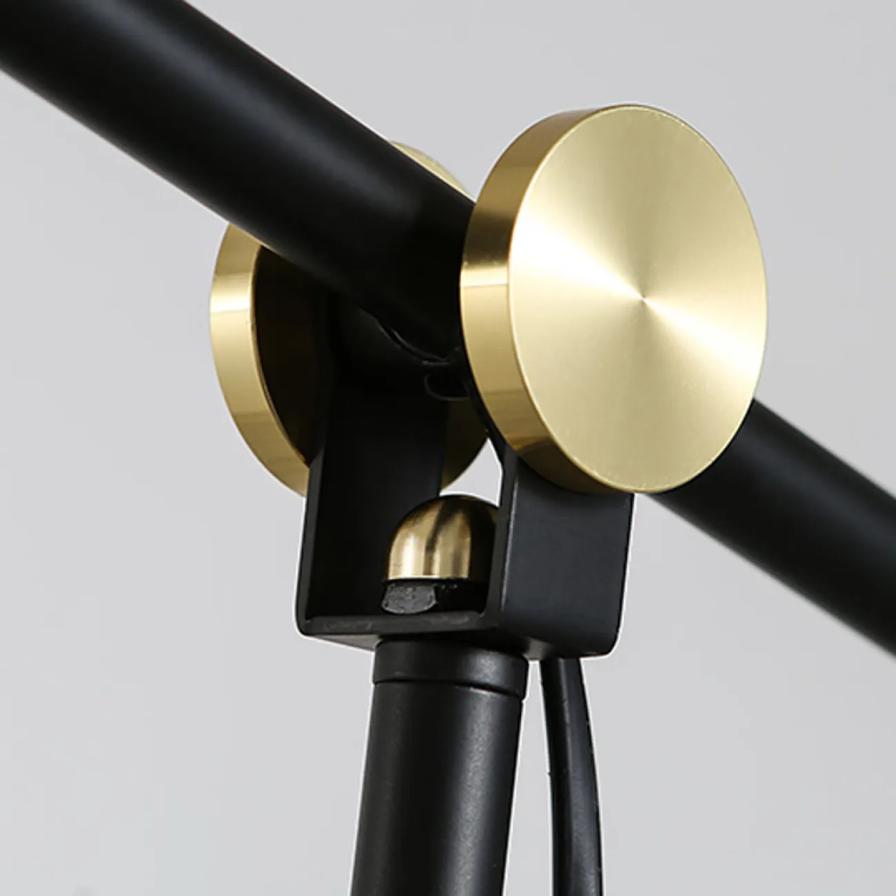 Дизайнерский торшер BULLET FL от ImperiumLoft Дизайнерский торшер BULLET FL от ImperiumLoft