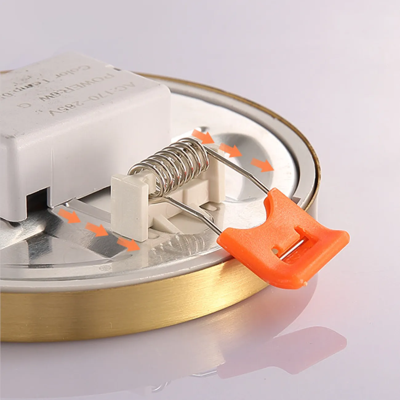 Серия точечных светодиодных светильников с дисковидным латунным корпусом HEIN D12 Brass Трехцветный свет Серия точечных светодиодных светильников с дисковидным латунным корпусом HEIN D12 Brass Трехцветный свет