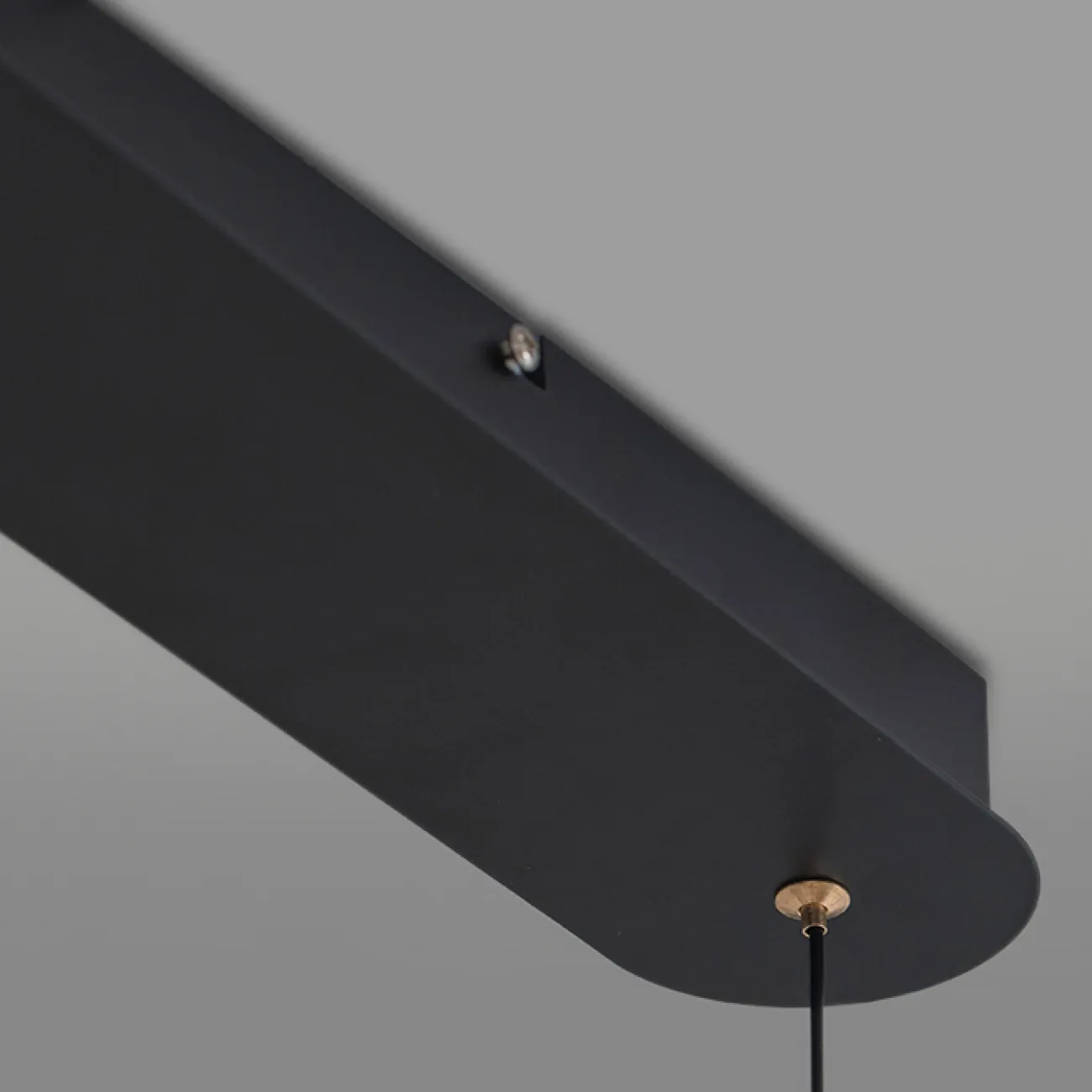 Готовая комбинация подвесных светодиодных светильников с тройным рассеивателем в цвете глянцевой латуни SKOLD TRIO