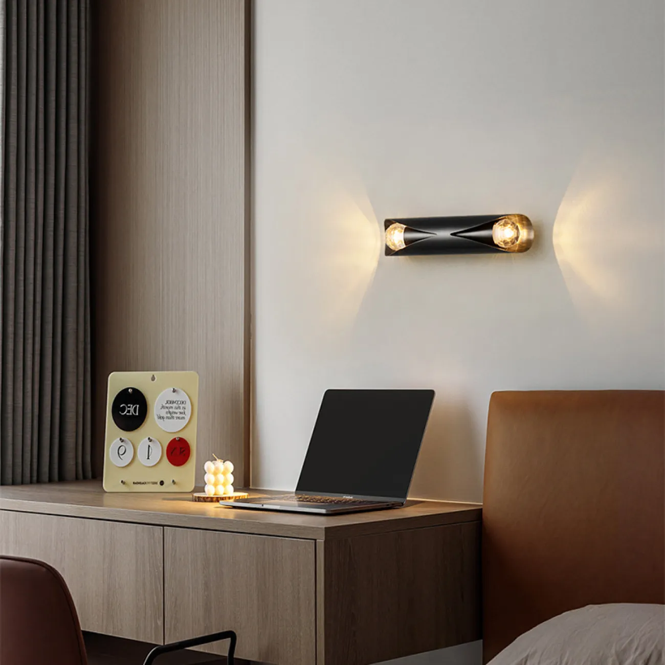 Серия бра с шарообразными рельефными плафонами в цилиндрическом корпусе из латуни H65 TUVE Black