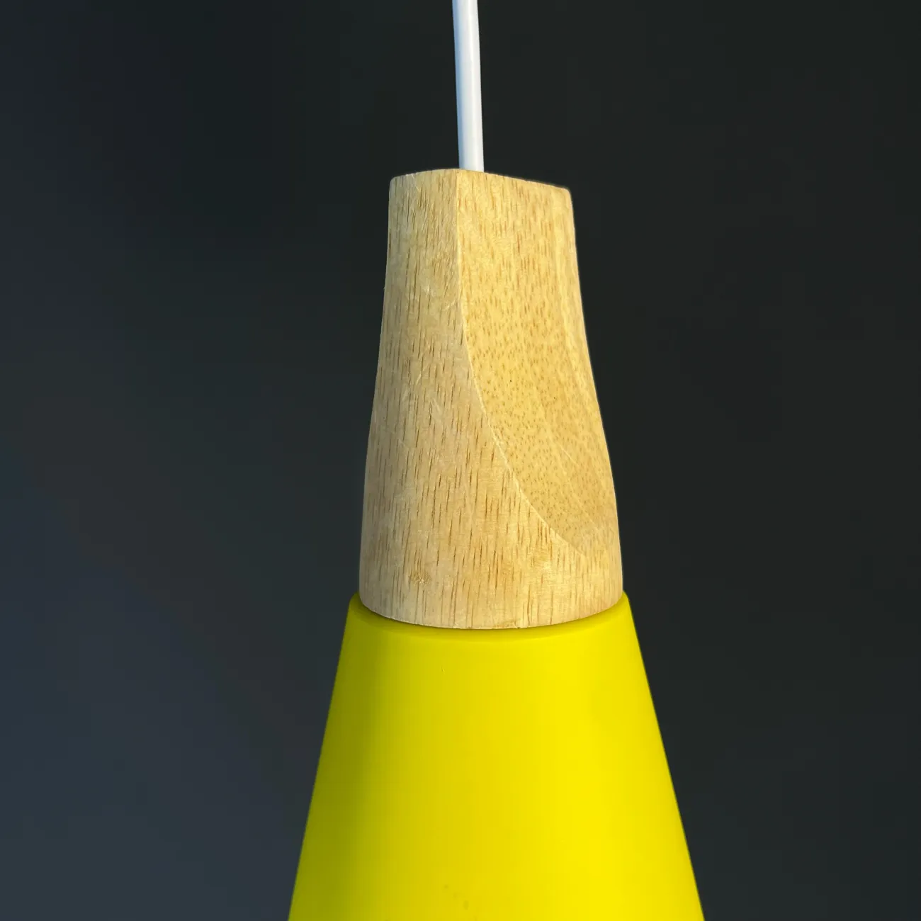 Подвесной светильник XD-A Yellow от ImperiumLoft