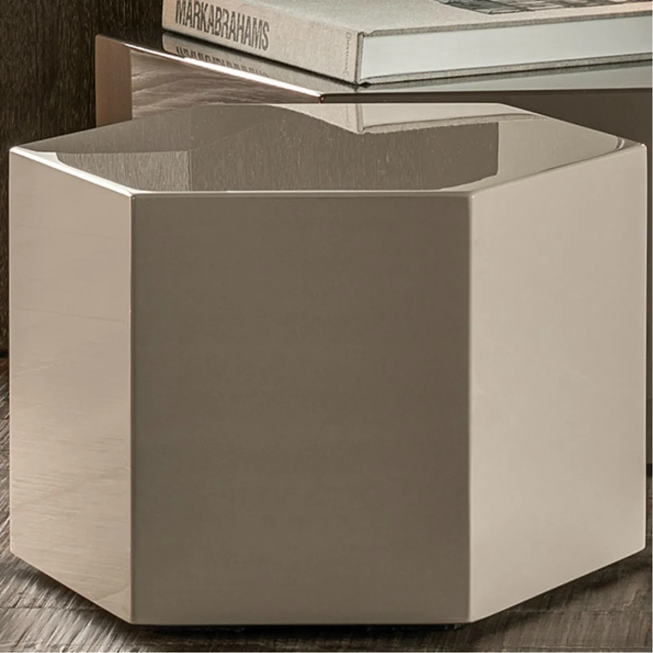 Дизайнерский журнальный столик LaLume-AP00245