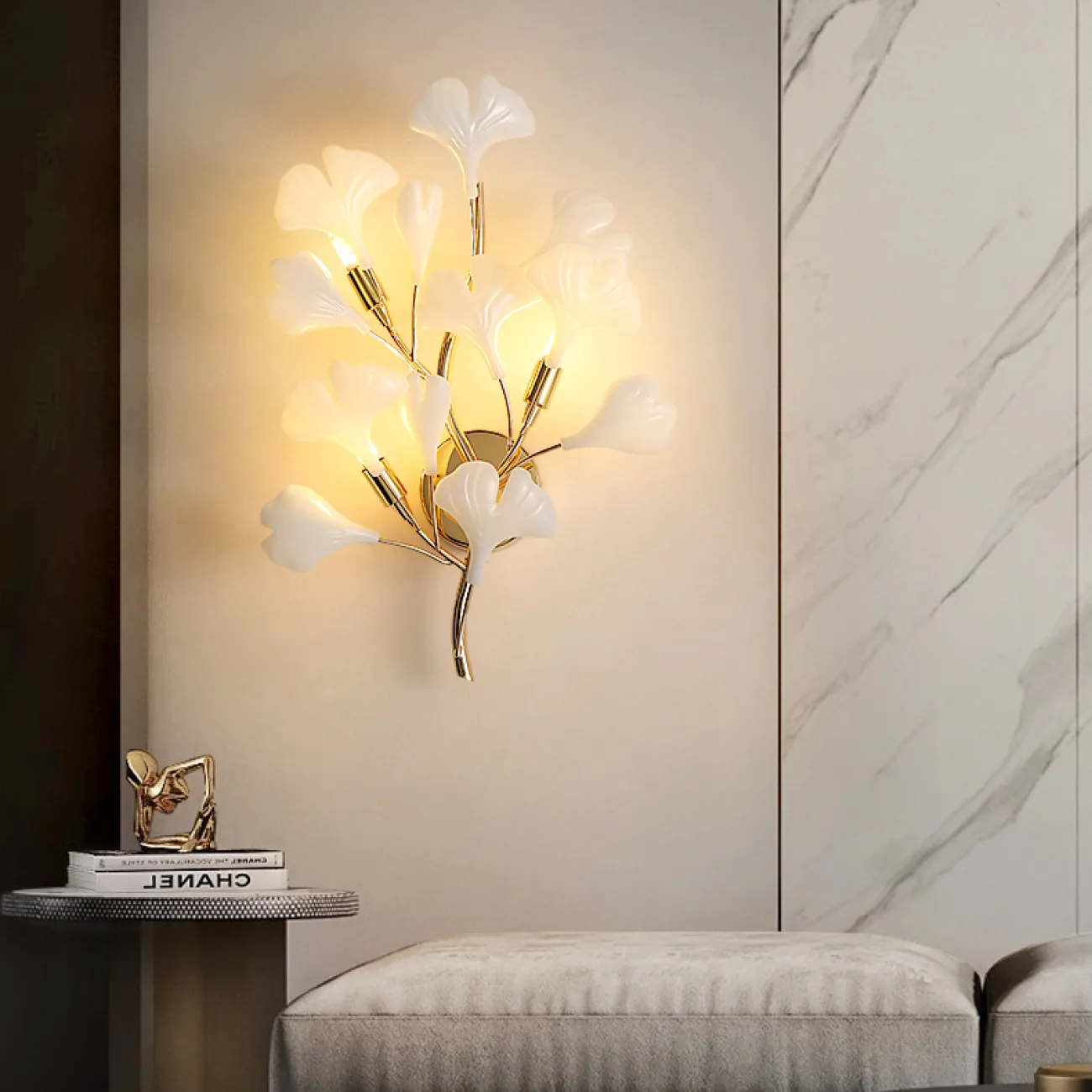 Серия настенных светильников на ветвистом каркасе с белыми и латунными рассеивателями с природными мотивами JULIETTA B WALL L35 Серия настенных светильников на ветвистом каркасе с белыми и латунными рассеивателями с природными мотивами JULIETTA B WALL L35