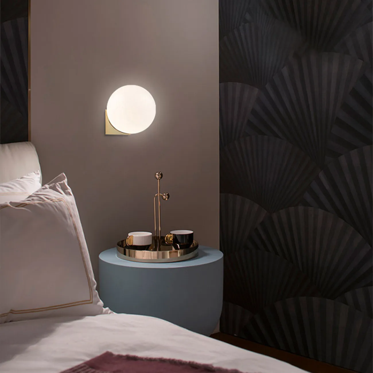 Настенный светильник POLLY L2 от ImperiumLoft Настенный светильник POLLY L2 от ImperiumLoft