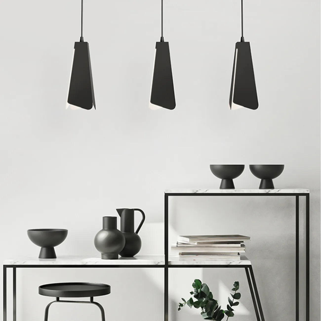 Готовая комбинация подвесных светильников c трапециевидным абажуром из ассиметричных пластин TORBEN TRIO White