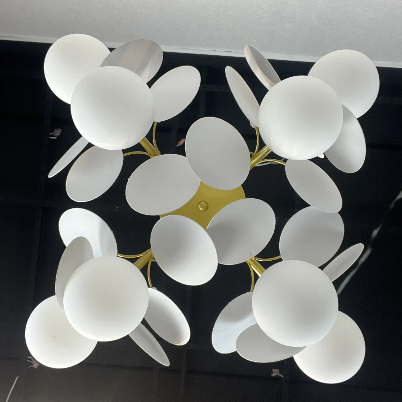 Люстра MATISSE SELF 8 от ImperiumLoft Люстра MATISSE SELF 8 от ImperiumLoft