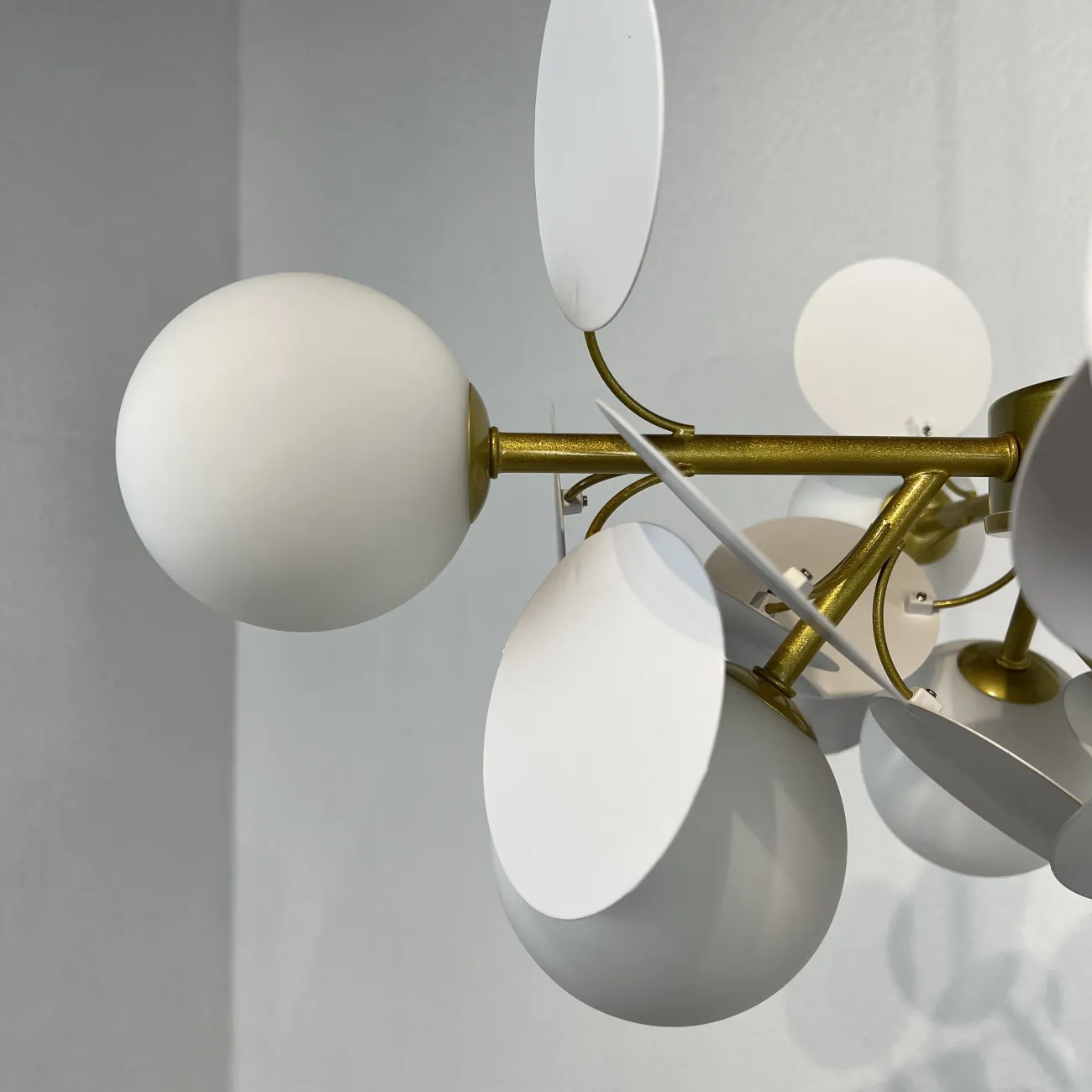 Люстра MATISSE SELF 8 от ImperiumLoft Люстра MATISSE SELF 8 от ImperiumLoft