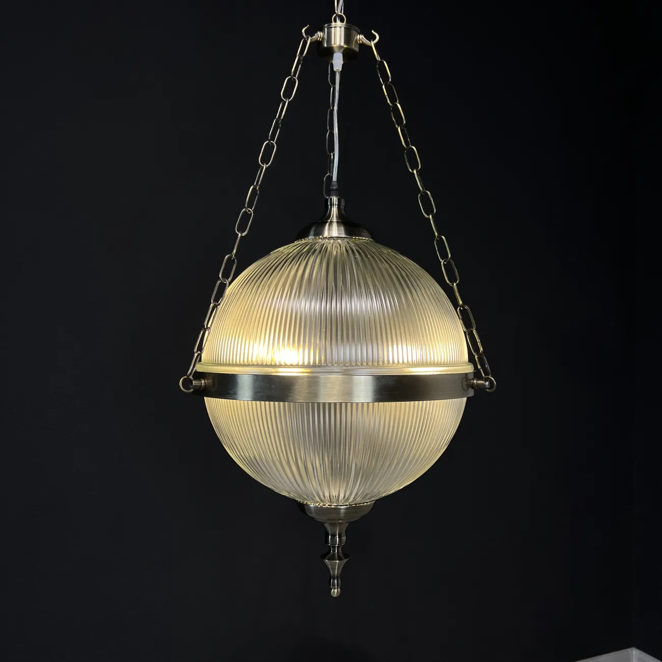 Подвесной светильник VICTORIAN от ImperiumLoft