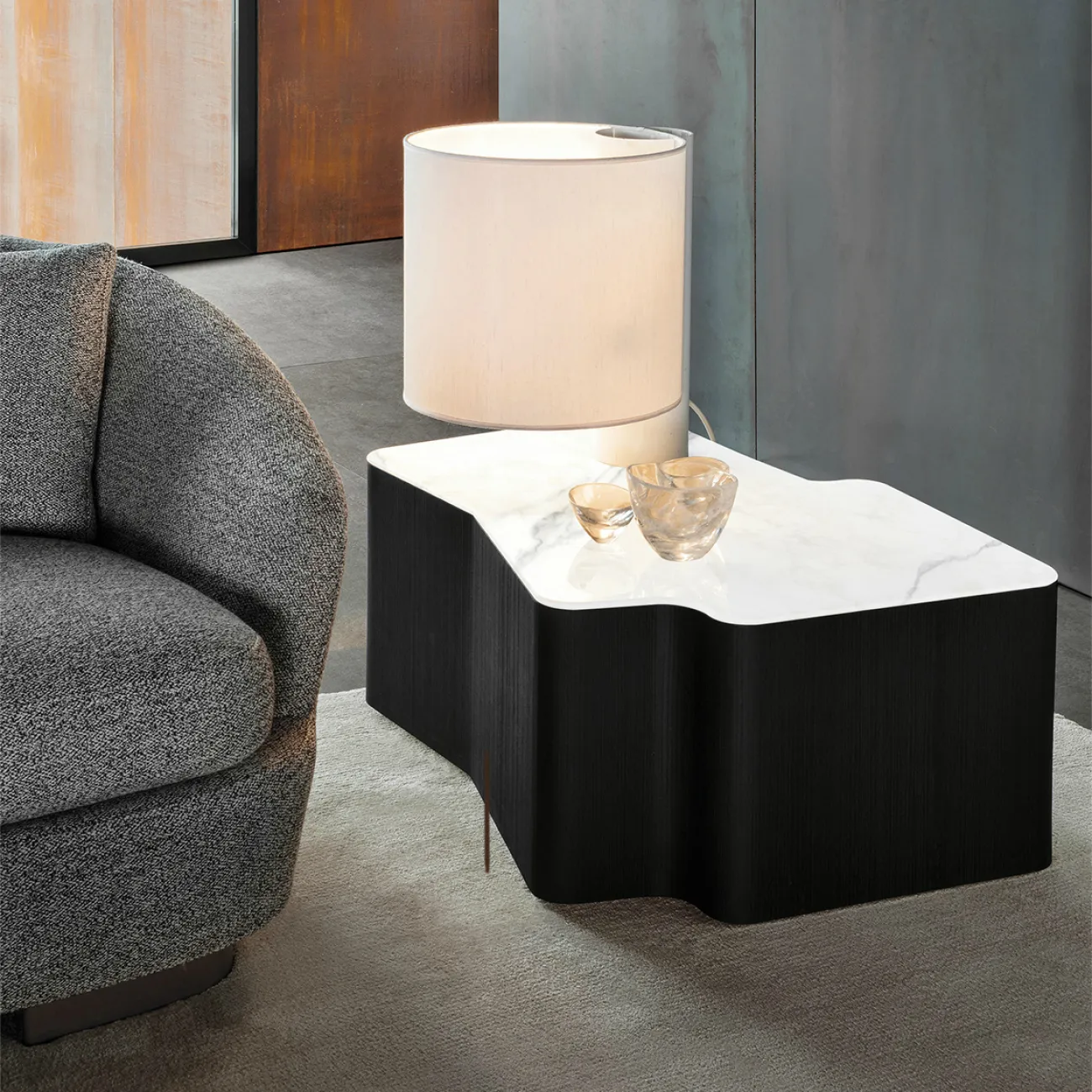 Дизайнерский журнальный столик LaLume-AP00244