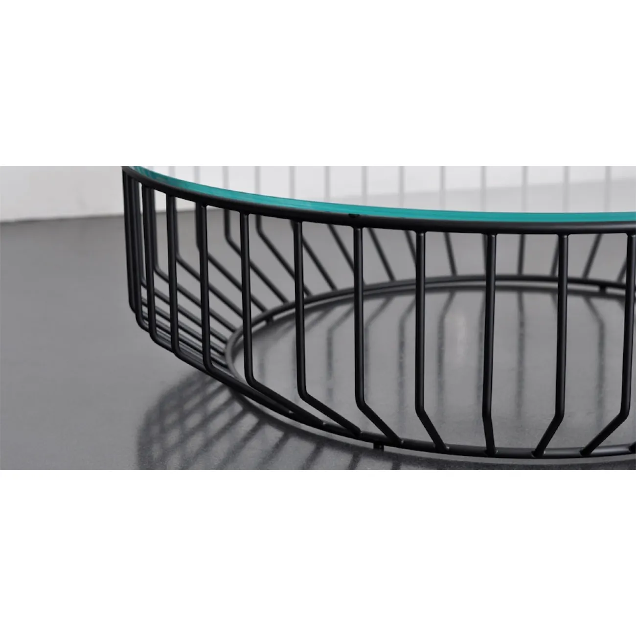 Кофейный столик Reza Feiz coffee table designed by Reza Feiz		 in 2006 от LaLume