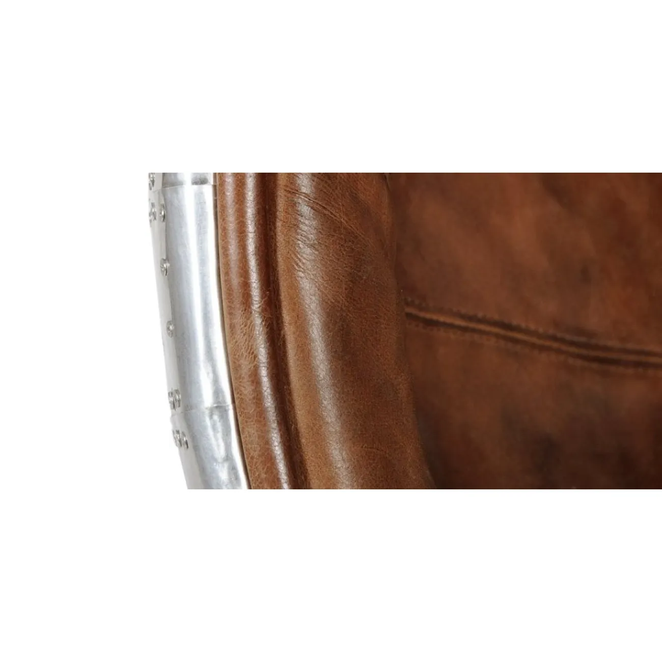 Кресло Egg Aviator designed by Arne Jacobsen от LaLume