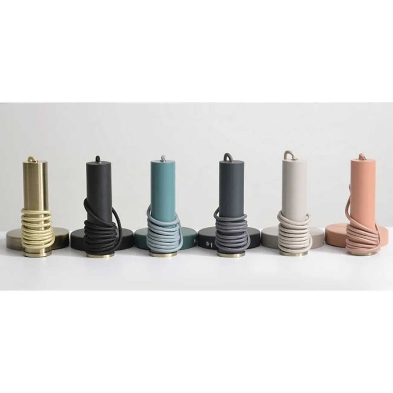Подвесной светильник Ferm Living Socket Pendant High от LaLume