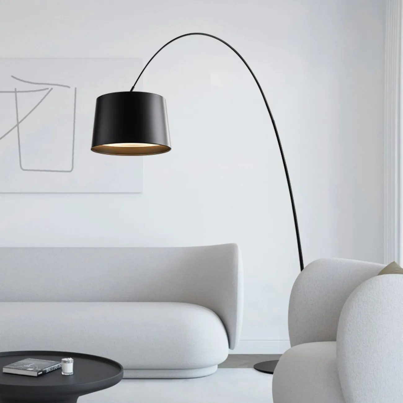 Напольный светильник с черным трапециевидным абажуром на изогнутой стойке с механизмом регулировки наклона SILVIAN