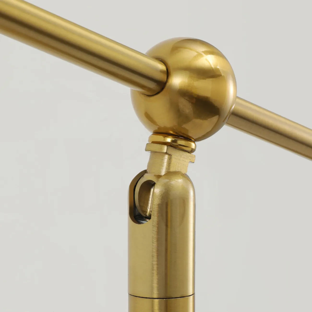 Настенный светильник ALEX Brass от ImperiumLoft