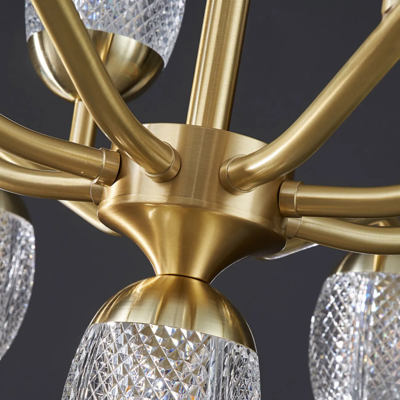 Потолочная люстра ENTERPRISE CH L13 от ImperiumLoft Потолочная люстра ENTERPRISE CH L13 от ImperiumLoft