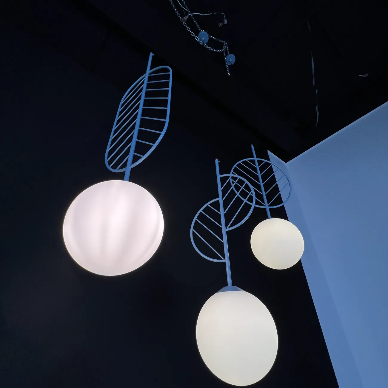 Подвесной светильник LEAF C Голубой от ImperiumLoft Подвесной светильник LEAF C Голубой от ImperiumLoft