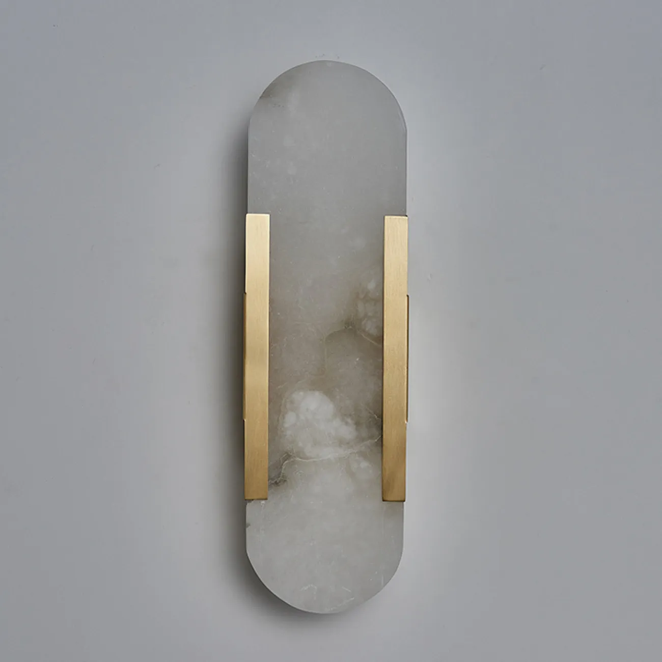 Настенный светильник с мраморным плафоном вытянутой цилиндрической формы THEME WALL H50