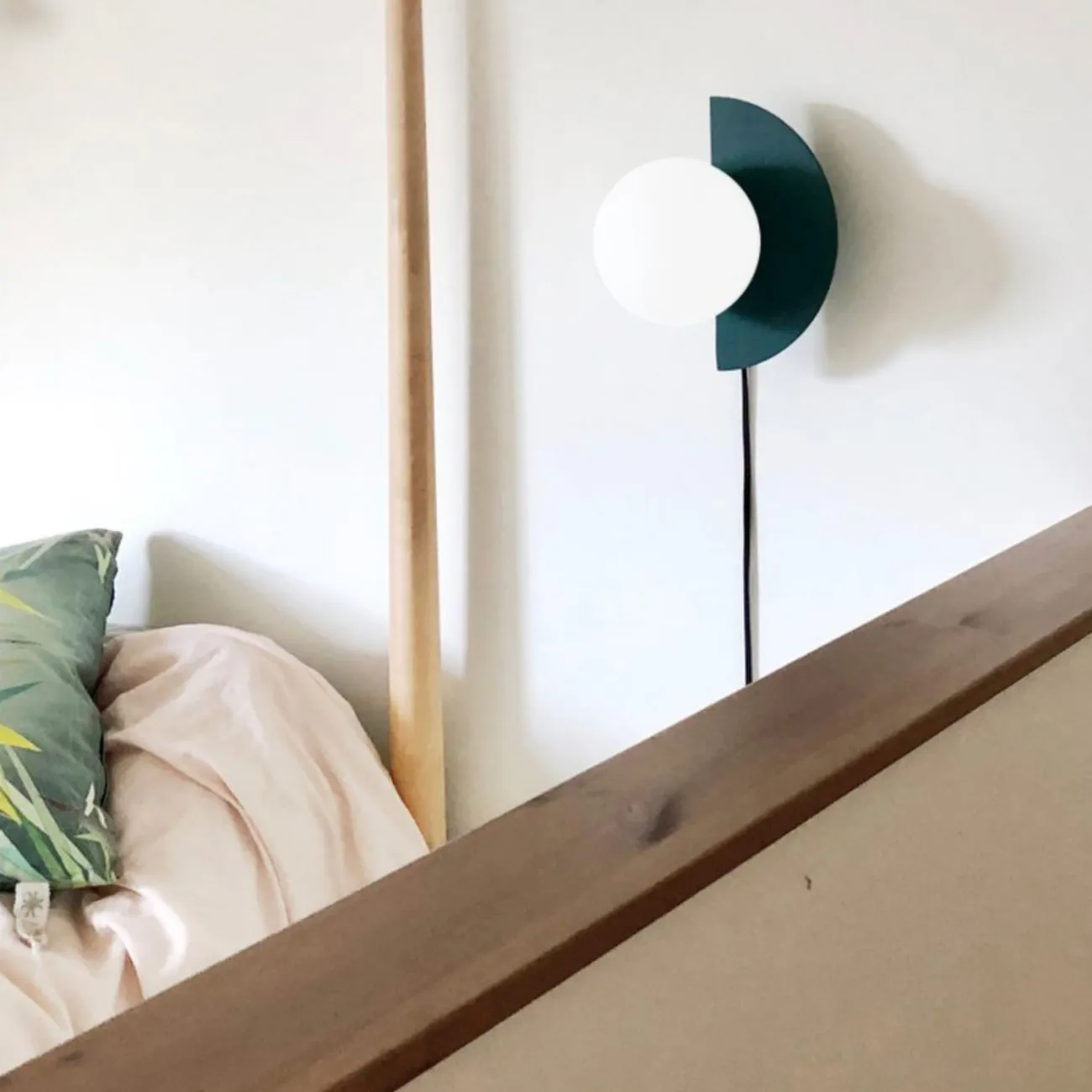 Настенный светильник ORSA Pink от ImperiumLoft Настенный светильник ORSA Pink от ImperiumLoft