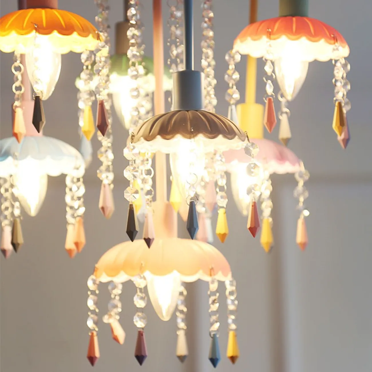 Подвесная люстра RAINBOW HANG от ImperiumLoft Подвесная люстра RAINBOW HANG от ImperiumLoft