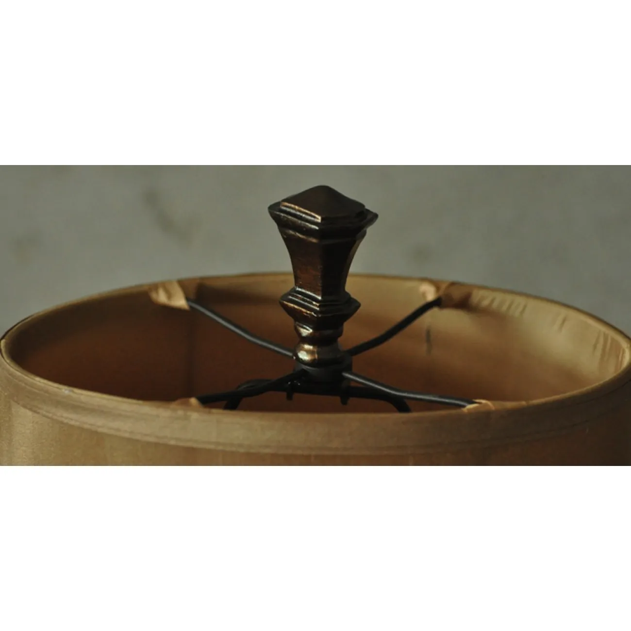 Настольная лампа Fanatsy от LaLume Настольная лампа Fanatsy от LaLume