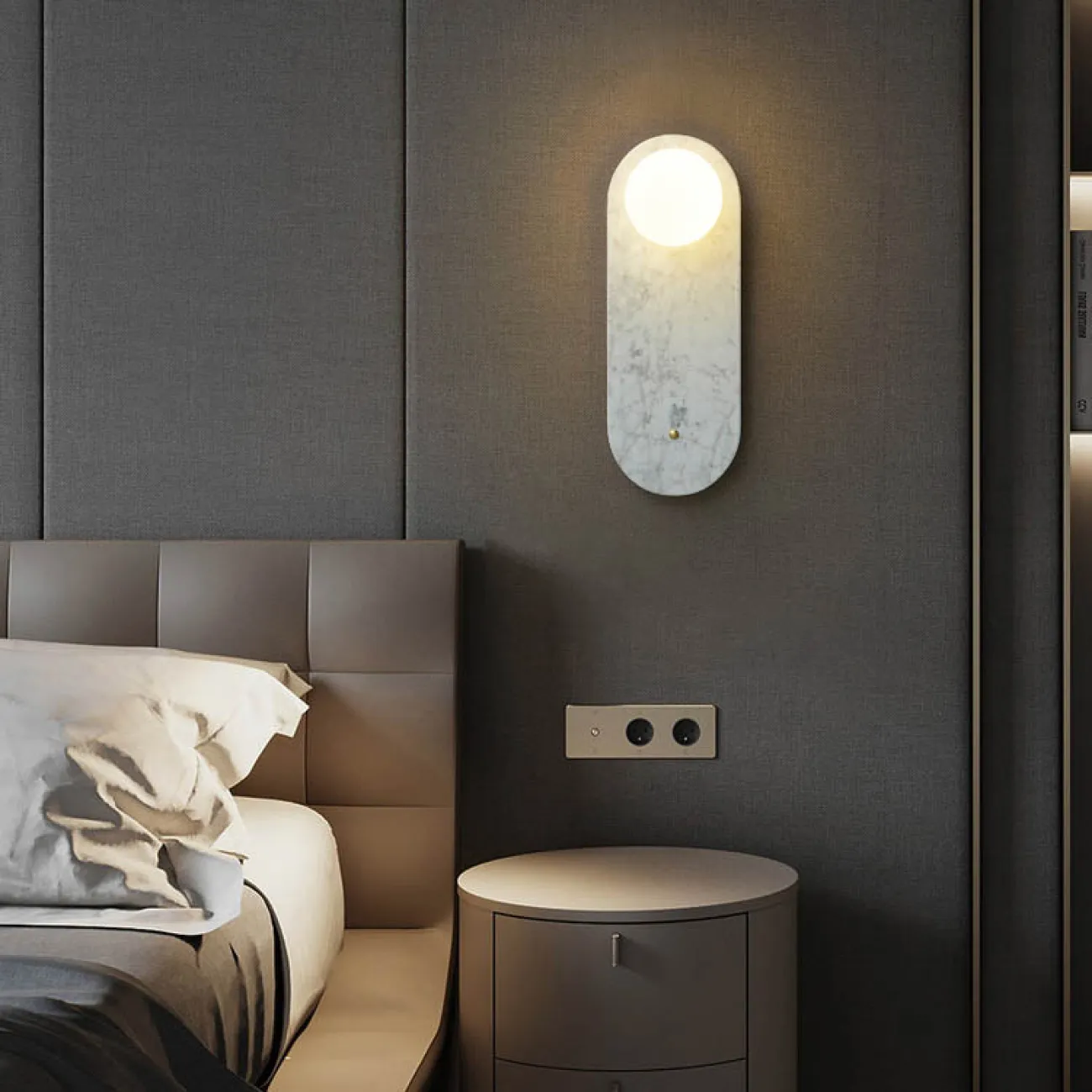 Серия настенных светильников с белым шарообразным плафоном из стекла на мраморном основании со скругленными краями FIORI White