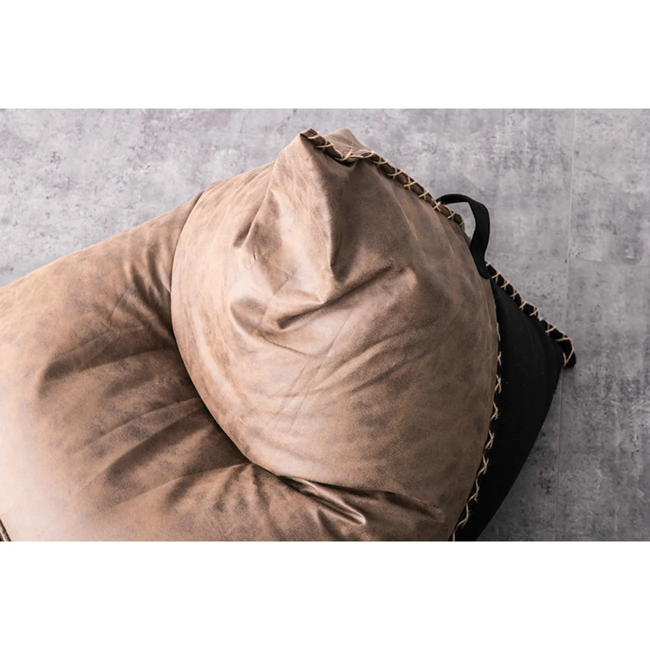 Дизайнерское кресло LaLume-KK00145 Дизайнерское кресло LaLume-KK00145