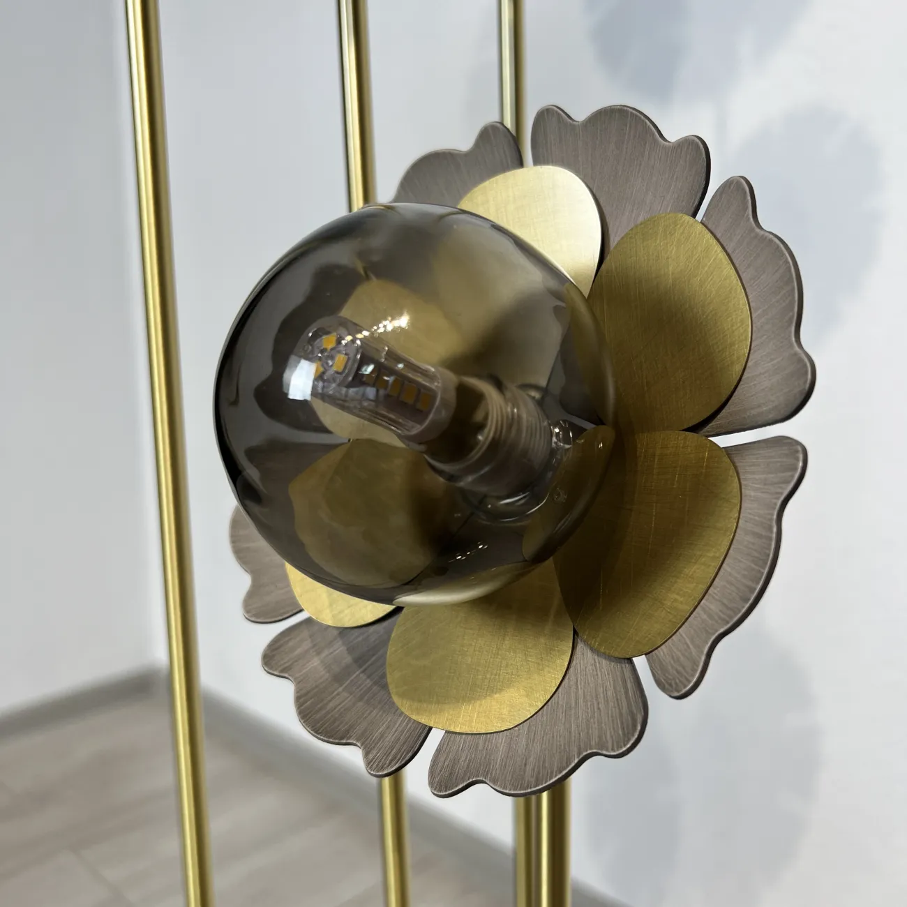 Торшер CAMELLIA FL Латунь от ImperiumLoft