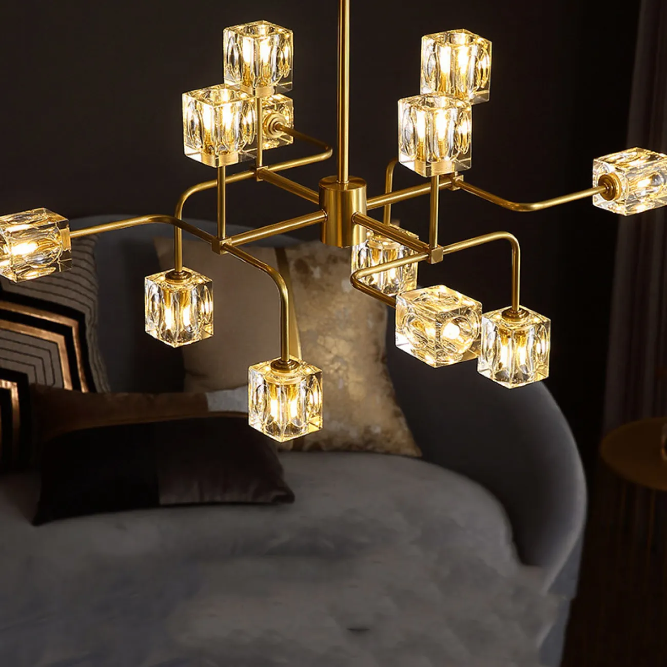 Потолочная люстра MICHAL L4 Brass от ImperiumLoft Потолочная люстра MICHAL L4 Brass от ImperiumLoft