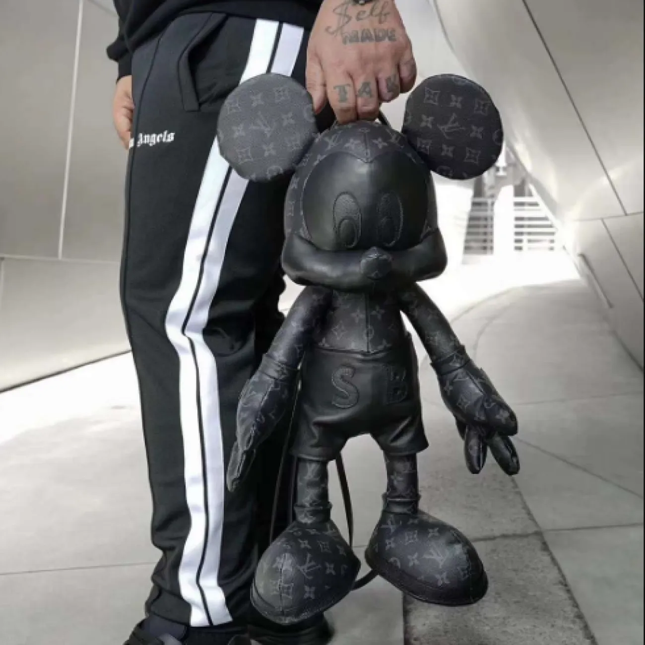 Мягкая игрушка Mickey Mouse