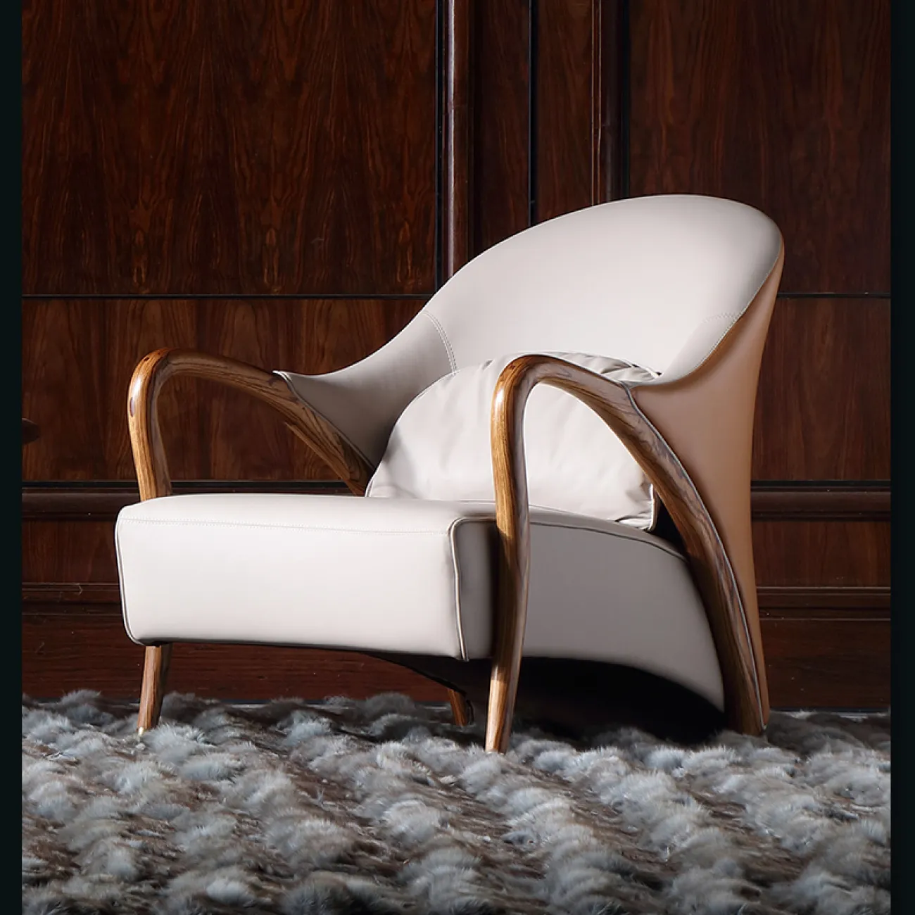 Кожаное кресло для отдыха из массива дерева KASKOM 37298-29 Кожаное кресло для отдыха из массива дерева KASKOM 37298-29