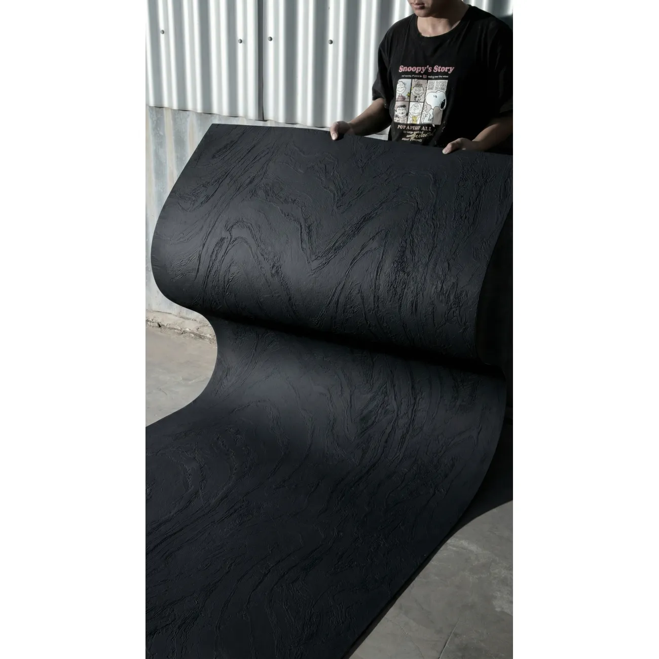Гибкая керамическая панель KBS-P20268-Black Чёрный 2800-1200-3 мм от LaLume Гибкая керамическая панель KBS-P20268-Black Чёрный 2800-1200-3 мм от LaLume