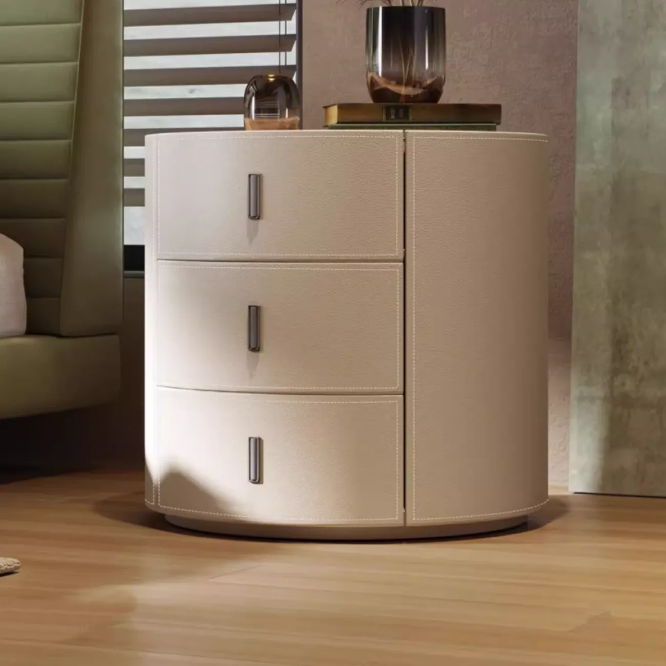 Прикроватная тумбочка из цельного дерева с седельной кожаной KBOOS 35675-29