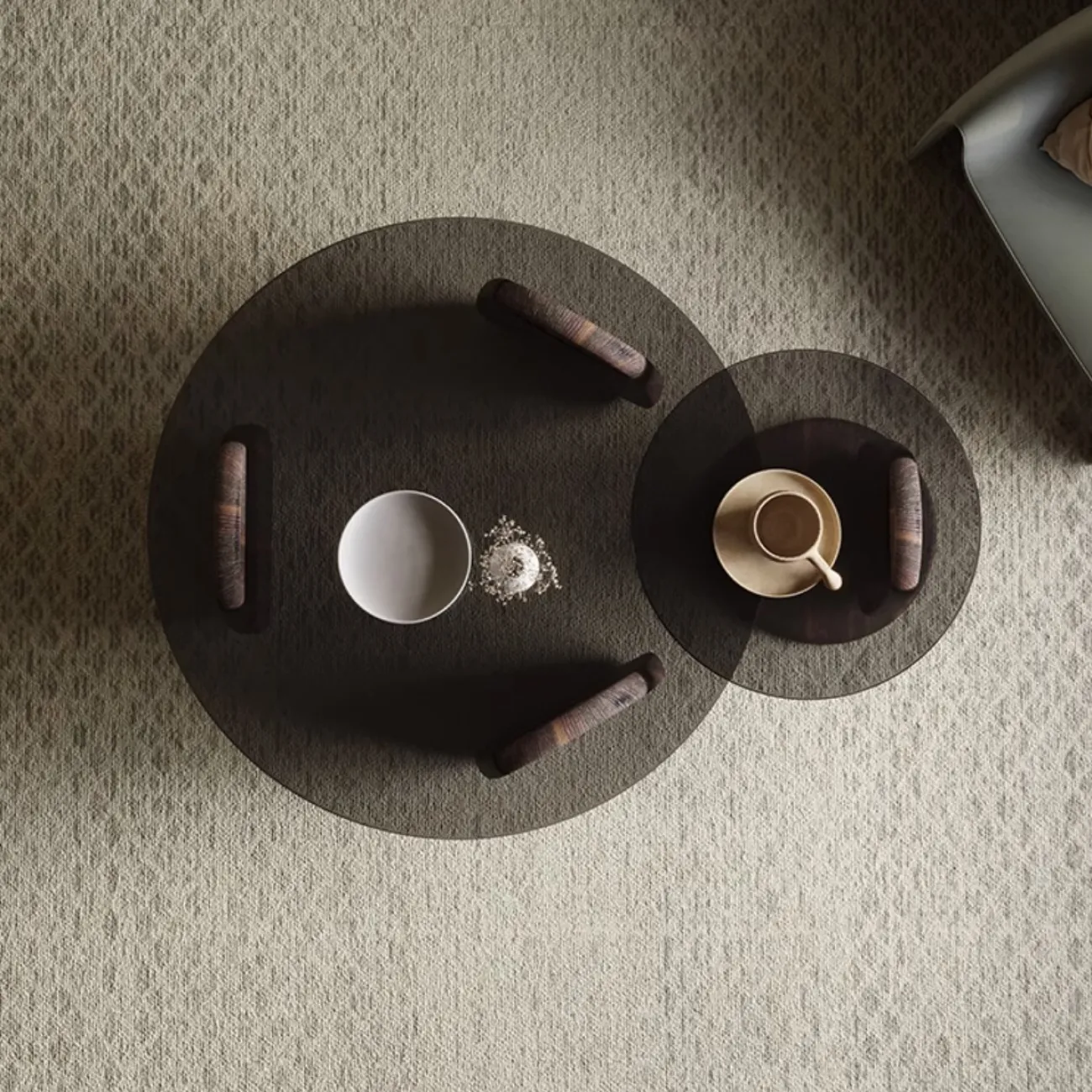 Роскошный стеклянный круглый журнальный столик KBOOS 35781-29 Роскошный стеклянный круглый журнальный столик KBOOS 35781-29