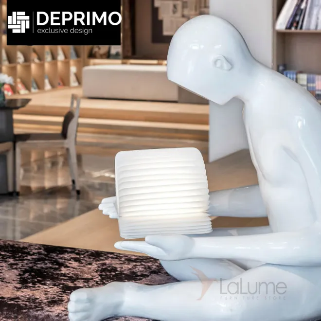 Дизайнерская скульптура человека с книгой LaLume-SKT00142 от LaLume Дизайнерская скульптура человека с книгой LaLume-SKT00142 от LaLume